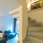 Duplex Modern Gem With Terrace * Istanbul