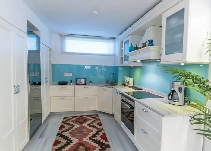 Duplex Modern Gem With Terrace *