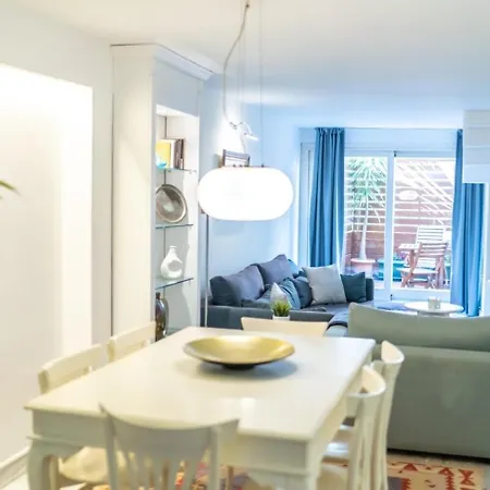 Duplex Modern Gem With Terrace Apartment *