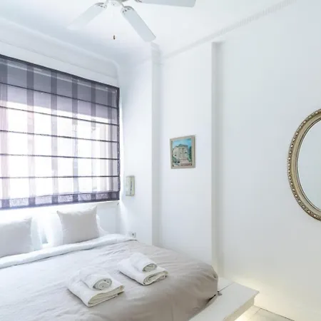 Apartment Duplex Modern Gem With Terrace *