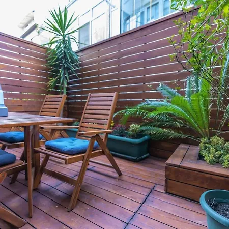Apartment Duplex Modern Gem With Terrace Istanbul